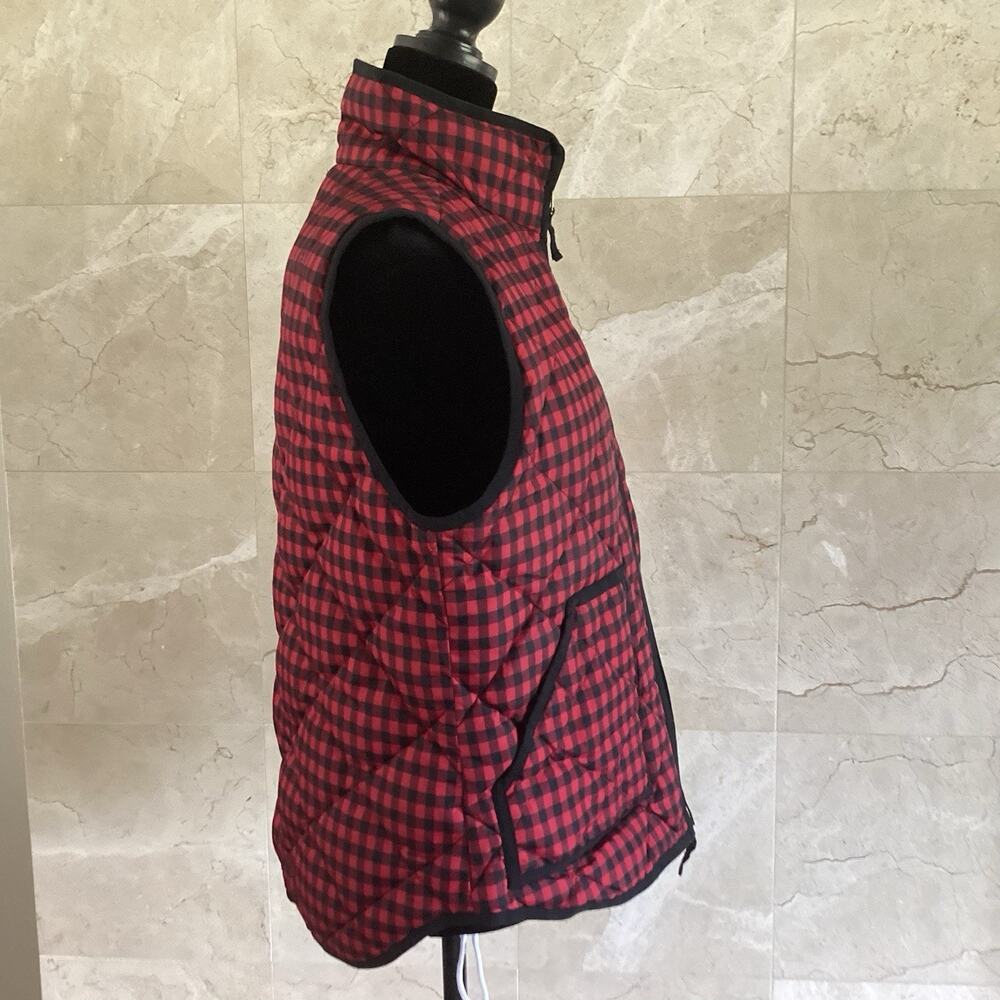 J.Crew Quilted Buffalo Check Vest Medium Red & Black Plaid Preppy Fall Layer - Picture 4 of 9